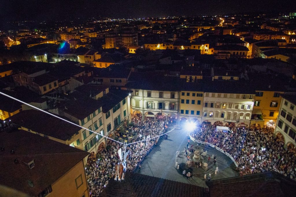 Il volo del ciuco a empoli